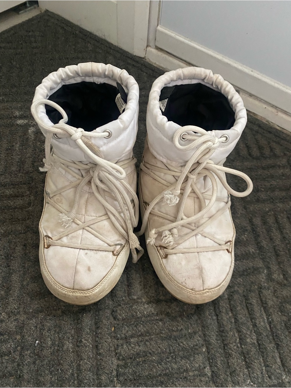 Moon Boot White Women's Winter Lace-Up Boots